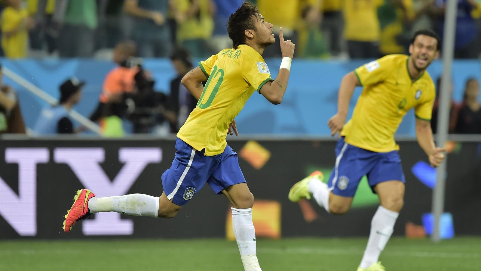 Coupe du Monde Le duo NeymarOscar offre la victoire au Brésil HaitiTempo Coupe du Monde Le duo NeymarOscar offre la victoire au Brésil HaitiTempo