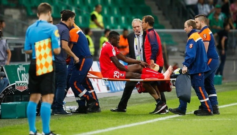 Foot France Romain Genevois sorti sur civière ! HaitiTempo